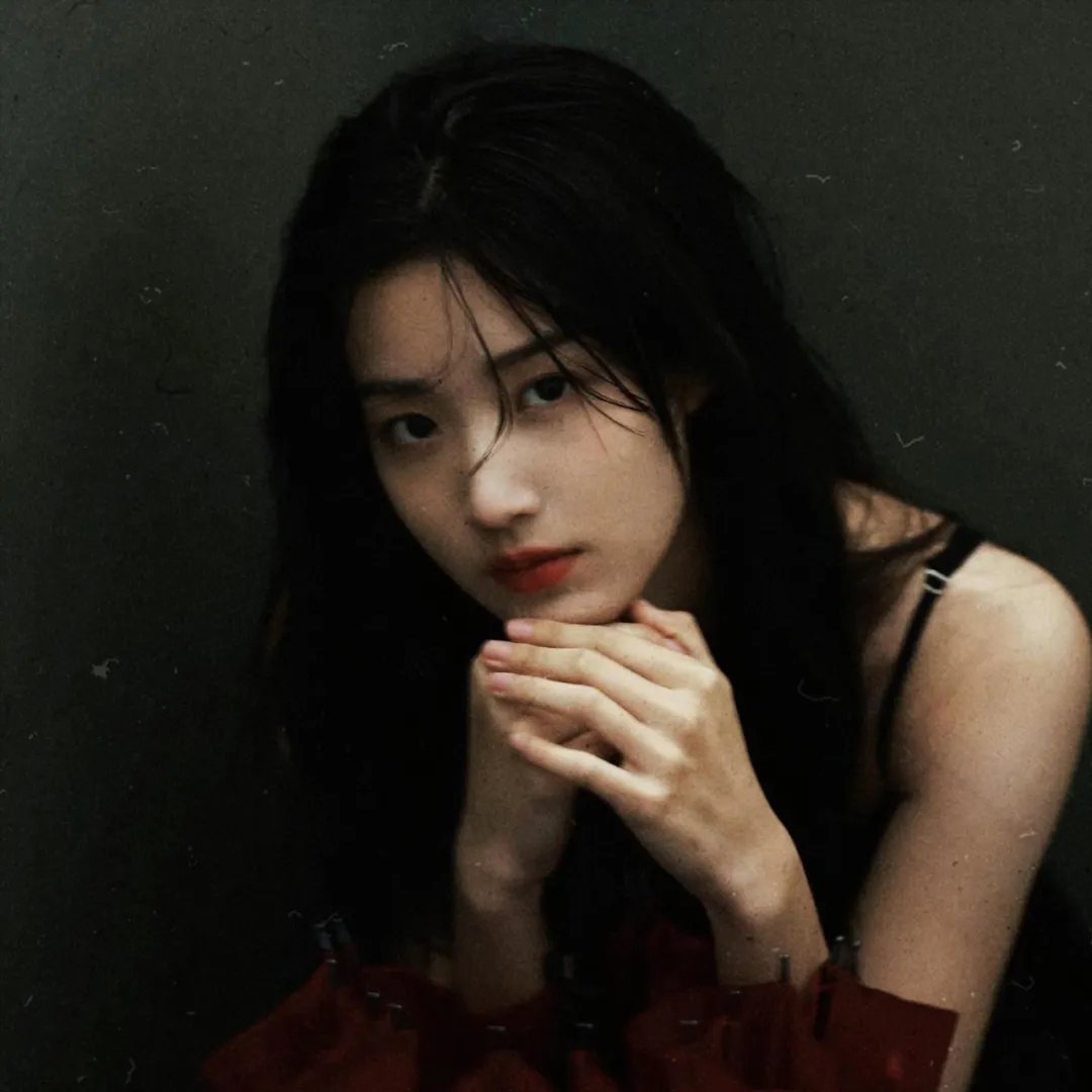 暗夜女妖–夜笛